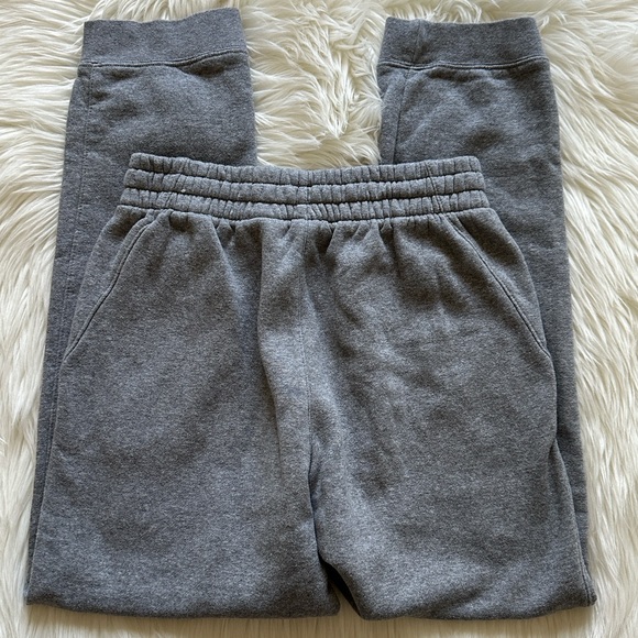 Nike Sportswear Club Fleece Gray Joggers - Picture 3 of 6